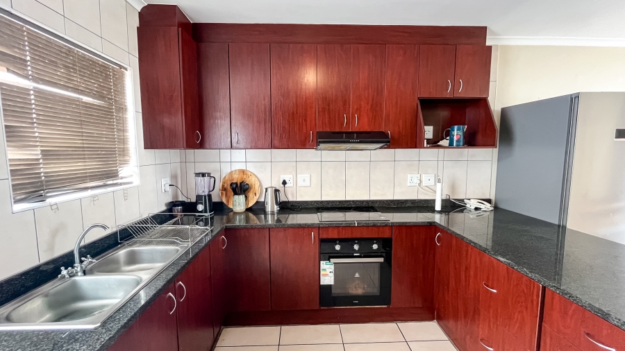 2 Bedroom Property for Sale in Muizenberg Western Cape
